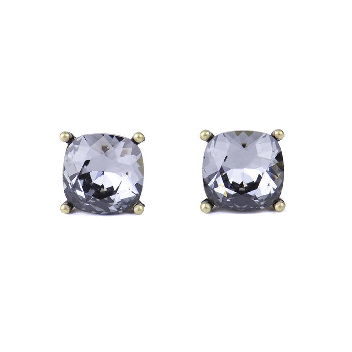 I found this at #moonandlola! - Hadley Studs Black Diamond